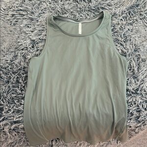 Ten Thousand NWOT Tank Top in Green, xl